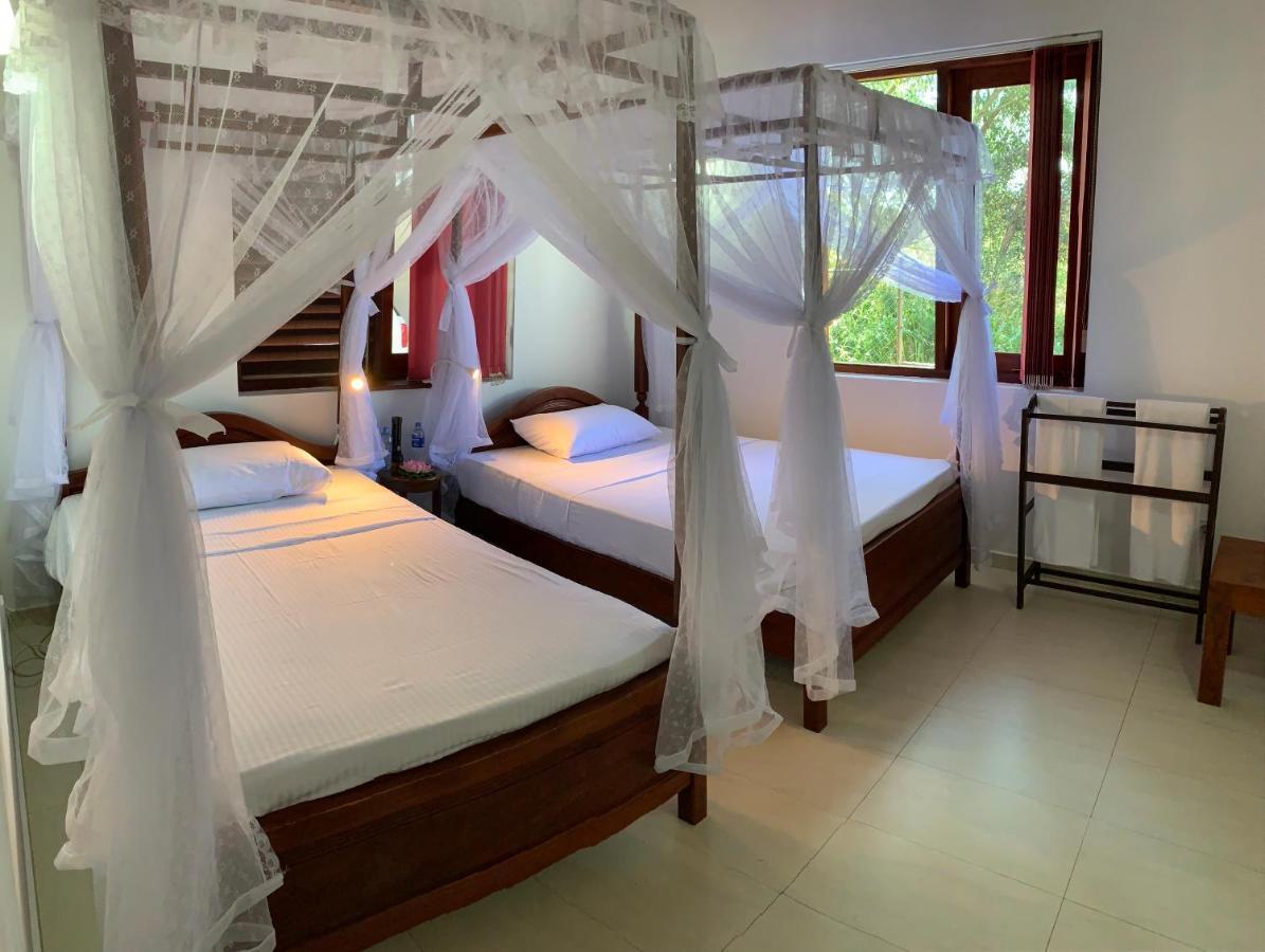 Lotus Villa Kandy Peradeniya Esterno foto