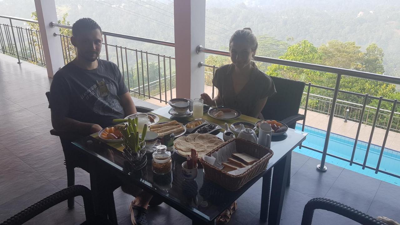 Lotus Villa Kandy Peradeniya Esterno foto